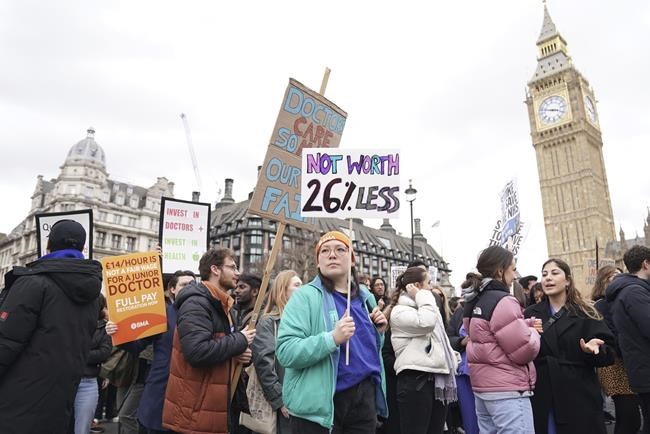 Some UK nurses end strikes but others vow more walkouts | iNFOnews.ca Some UK nurses end strikes but others vow more walkouts | iNFOnews.ca