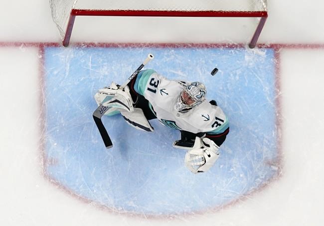 Kraken make successful playoff debut, stun Avalanche 3-1 | iNFOnews.ca Kraken make successful playoff debut, stun Avalanche 3-1 | iNFOnews.ca
