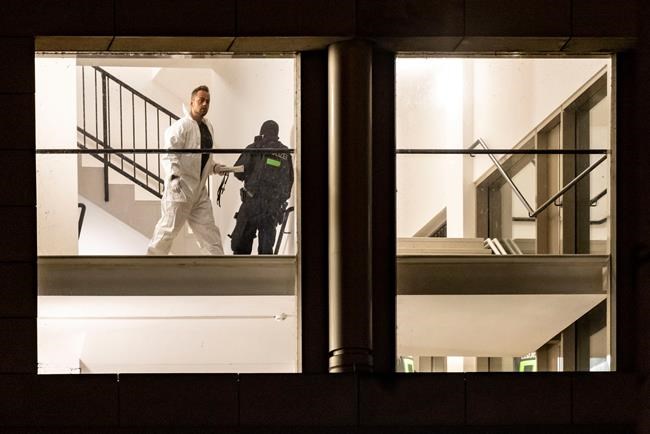 German police publish images of fugitive gym attack suspect | iNFOnews.ca German police publish images of fugitive gym attack suspect | iNFOnews.ca