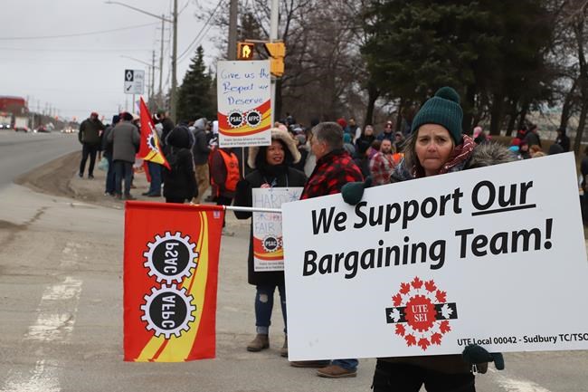 In The News for April 20 : Federal public servant strike continues as both sides meet | iNFOnews.ca In The News for April 20 : Federal public servant strike continues as both sides meet | iNFOnews.ca