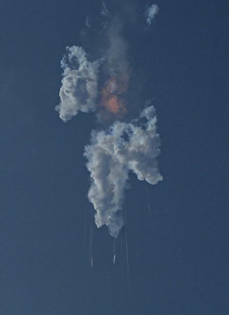 SpaceX giant rocket explodes minutes after launch from Texas | iNFOnews.ca SpaceX giant rocket explodes minutes after launch from Texas | iNFOnews.ca