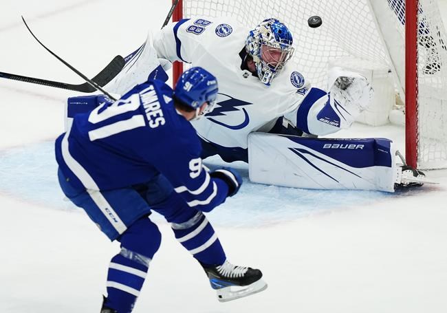 Tavares scores hat trick, Leafs thump Lightning 7-2 in emphatic Game 2 response | iNFOnews.ca