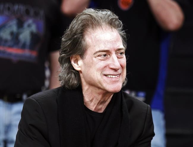 Comedian Richard Lewis reveals he has Parkinson’s disease | iNFOnews.ca