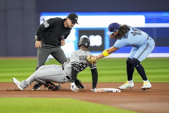 Bichette's homer, two RBI singles help Blue Jays complete sweep of White Sox | iNFOnews.ca