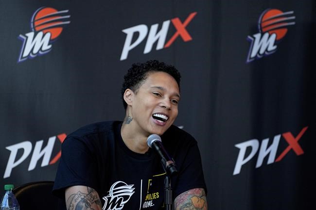 Brittney Griner gets emotional discussing Russian detainment | iNFOnews.ca