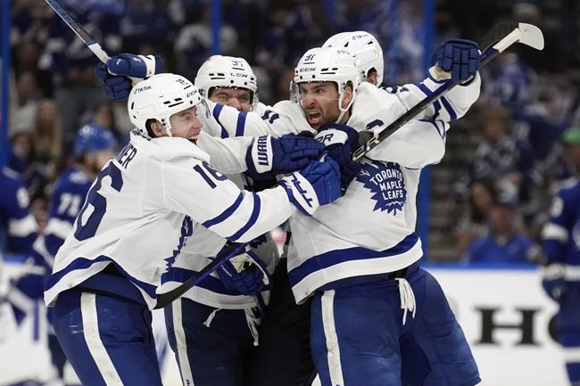 Tavares scores in OT, Leafs down Lightning to make 2nd round for 1st time since 2004 | iNFOnews.ca