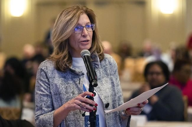 Iowa Democrats' plan: Hold 1st caucuses, report votes later | iNFOnews.ca Iowa Democrats' plan: Hold 1st caucuses, report votes later | iNFOnews.ca