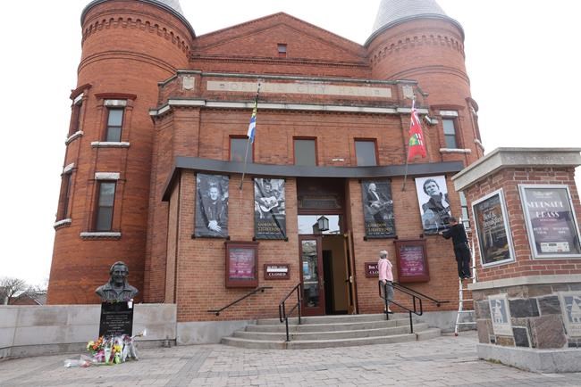 Gordon Lightfoot public visitation set for Sunday in Orillia, Ont. | iNFOnews.ca