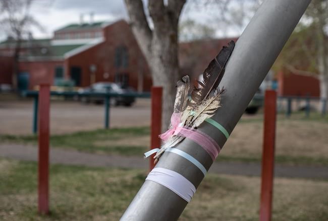'Why?' Mother and child fatally stabbed outside Edmonton school, police shoot suspect | iNFOnews.ca 'Why?' Mother and child fatally stabbed outside Edmonton school, police shoot suspect | iNFOnews.ca