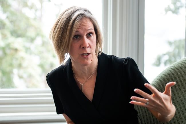 U.K. seeks closer ties with Canada in science, military and technology | iNFOnews.ca