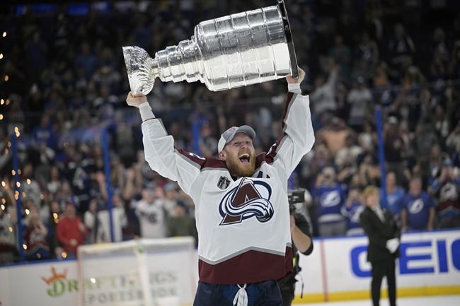 Surgery for Avs' Landeskog, will miss 2nd straight season | iNFOnews.ca