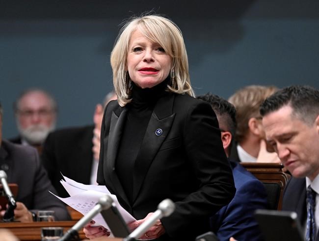 Quebec tables new bill to crack down on Airbnb-style, short-term rentals | iNFOnews.ca