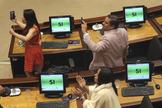 Ecuador legislature moves forward on president's impeachment | iNFOnews.ca Ecuador legislature moves forward on president's impeachment | iNFOnews.ca