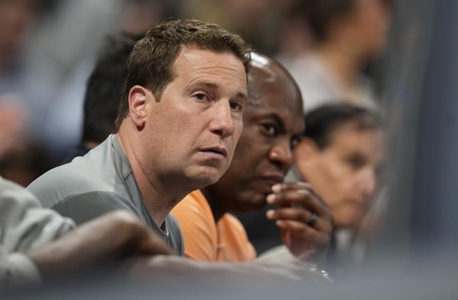 Nuggets beat Suns 118-102 in Game 5 to regain series lead | iNFOnews.ca Nuggets beat Suns 118-102 in Game 5 to regain series lead | iNFOnews.ca