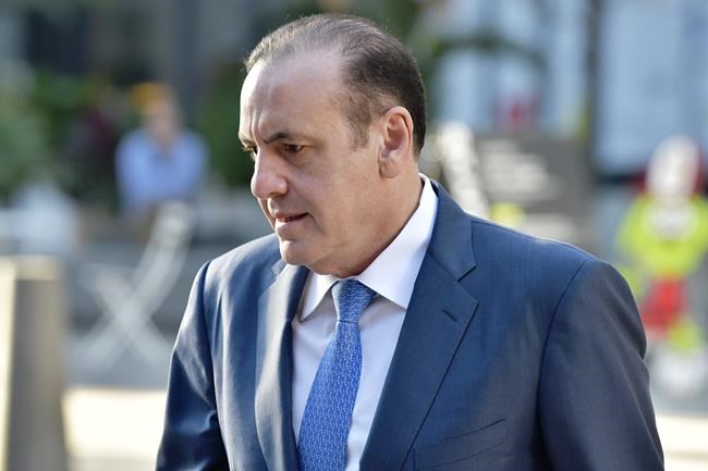 Appeals court tosses convictions of 2 parents in 'Varsity Blues' college admissions scandal | iNFOnews.ca