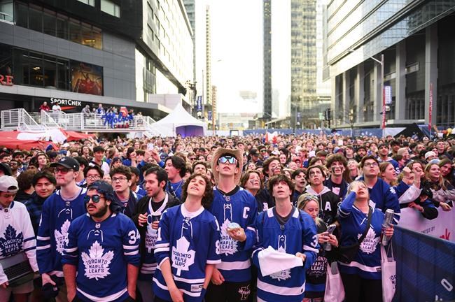 Leaf fans left dejected after Game 5, season-ending, loss to Panthers | iNFOnews.ca