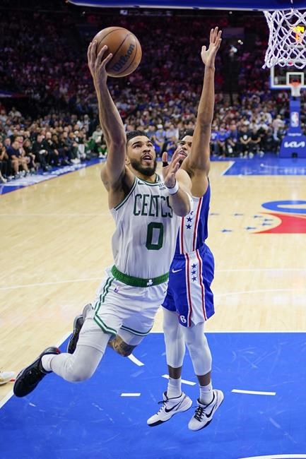 Tatum's 4th-quarter 3s push Celtics past 76ers 95-86; force Game 7 | iNFOnews.ca