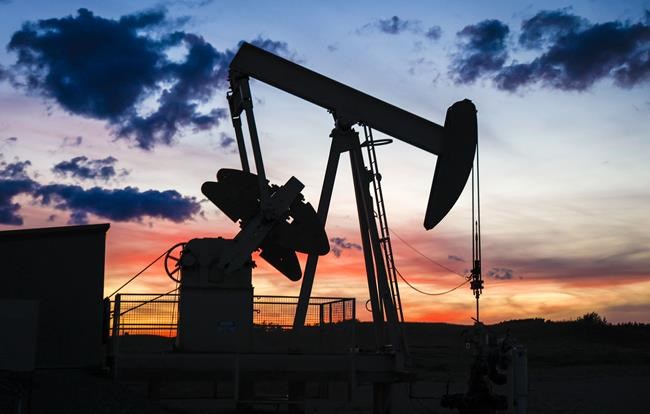 Oilpatch restarts some production but wildfire risk remains volatile | iNFOnews.ca Oilpatch restarts some production but wildfire risk remains volatile | iNFOnews.ca