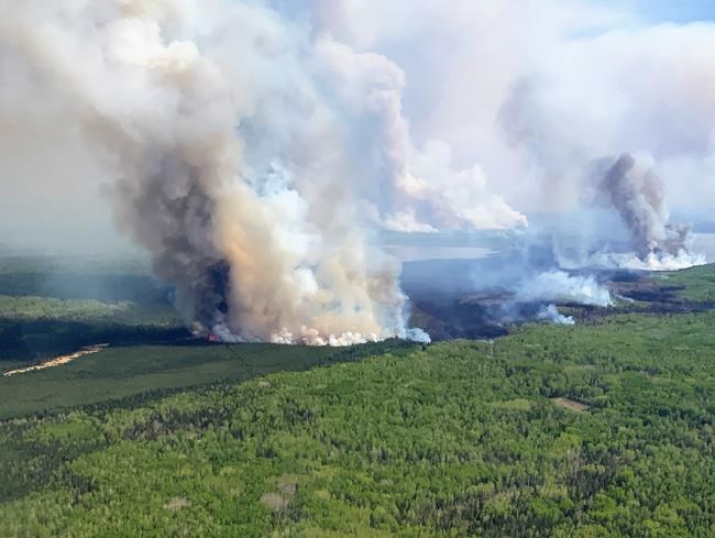Wildfire officials warn heat is now a concern in Alberta's south, too | iNFOnews.ca