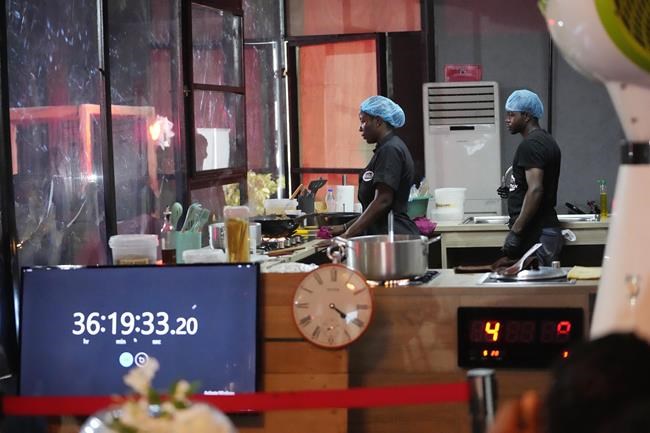 Nigerian chef cooks nonstop for 100 hours to set new global record | iNFOnews.ca Nigerian chef cooks nonstop for 100 hours to set new global record | iNFOnews.ca