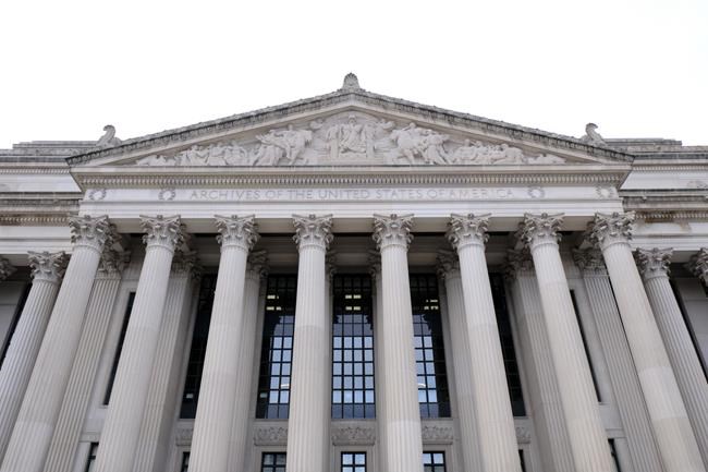 At least 80 calls to National Archives since 2010 about mishandling classified information | iNFOnews.ca CP403959371