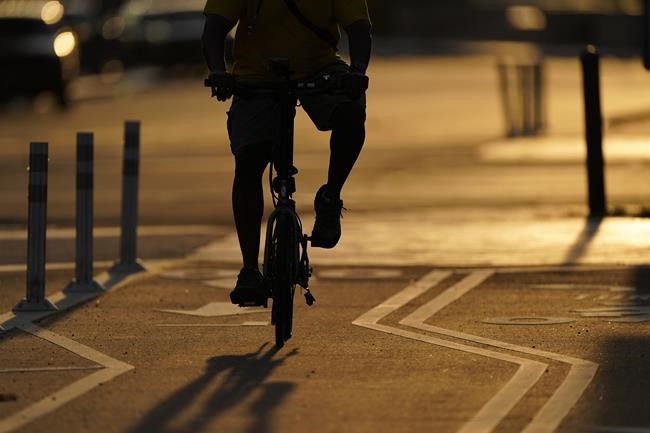 Millions ditched cars for bikes during the pandemic. These cities want the habit to stick | iNFOnews.ca
