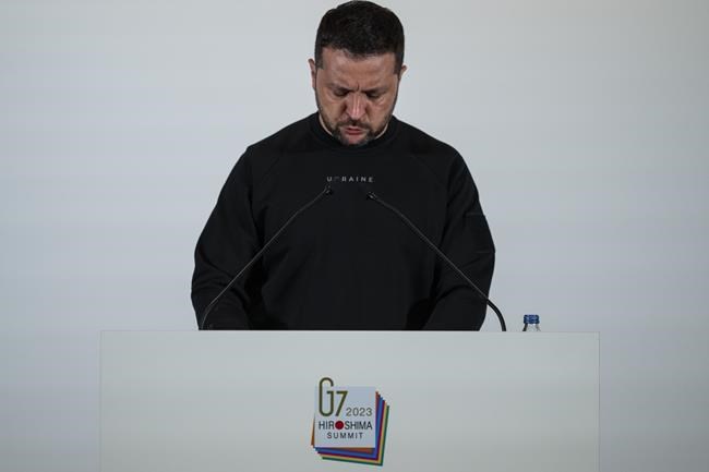 Zelenskyy denies Ukrainian city of Bakhmut occupied by Russian forces | iNFOnews.ca CP2040071301