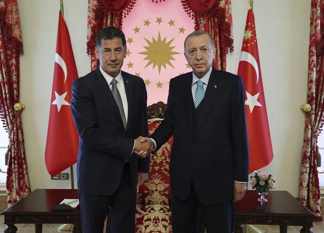 Erdogan wins endorsement for Turkish election runoff from third-place candidate Ogan | iNFOnews.ca Erdogan wins endorsement for Turkish election runoff from third-place candidate Ogan | iNFOnews.ca