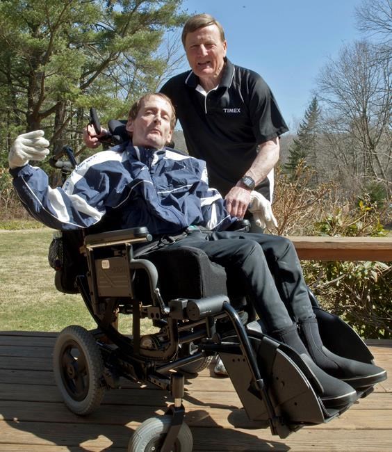 Rick Hoyt, who became a Boston Marathon fixture with father pushing wheelchair, has died at 61 | iNFOnews.ca