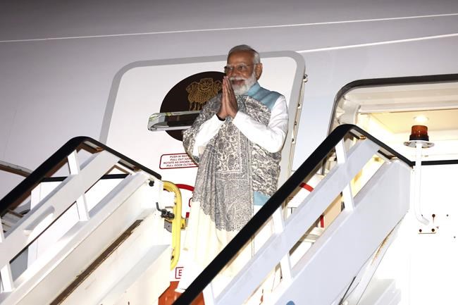 Indian Prime Minister Narendra Modi cheered by 20,000 fans at Sydney stadium | iNFOnews.ca