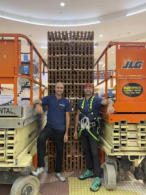 As Typhoon Mawar hit, these identical twin meteorologists kept Guam informed | iNFOnews.ca As Typhoon Mawar hit, these identical twin meteorologists kept Guam informed | iNFOnews.ca