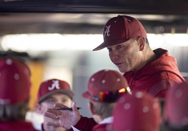 Indiana man center of gambling probes involving Alabama, Cincinnati baseball, AP sources say | iNFOnews.ca