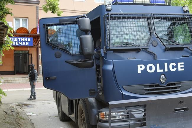 Serbian border troops to maintain highest state of alert after ethnic clashes inside Kosovo | iNFOnews.ca Serbian border troops to maintain highest state of alert after ethnic clashes inside Kosovo | iNFOnews.ca