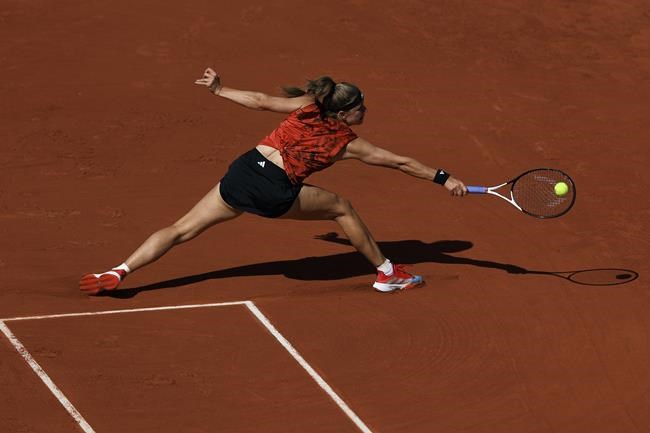 Ukraine's Kostyuk booed at French Open after no handshake with Belarus' Sabalenka because of war | iNFOnews.ca Ukraine's Kostyuk booed at French Open after no handshake with Belarus' Sabalenka because of war | iNFOnews.ca