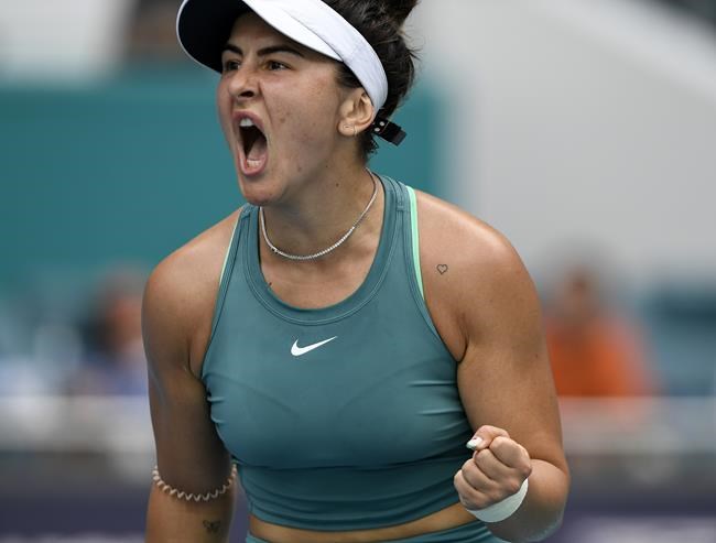 Andreescu advances to second round at French Open with win over Azarenka | iNFOnews.ca Andreescu advances to second round at French Open with win over Azarenka | iNFOnews.ca