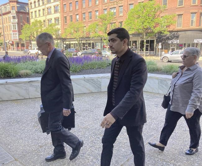 Former Connecticut lawmaker gets 27 months in prison for stealing over $1 million in coronavirus aid | iNFOnews.ca Former Connecticut lawmaker gets 27 months in prison for stealing over $1 million in coronavirus aid | iNFOnews.ca
