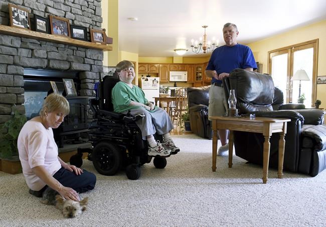 Researchers link death in gene-editing study to a virus used to deliver the treatment, not CRISPR | iNFOnews.ca