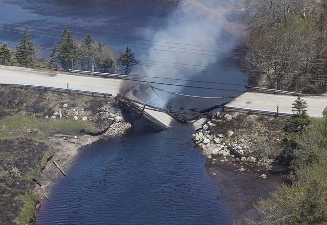Uncertainty remains for Halifax-area evacuees as wildfire 100 per cent contained | iNFOnews.ca Uncertainty remains for Halifax-area evacuees as wildfire 100 per cent contained | iNFOnews.ca