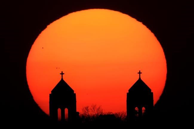 America's religious leaders sharply divided over abortion, a year after Roe v Wade's reversal | iNFOnews.ca