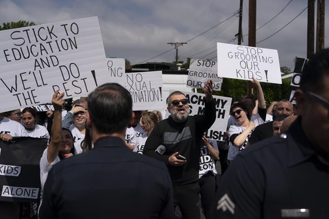 Protests erupted outside Los Angeles elementary school's Pride month assembly | iNFOnews.ca
