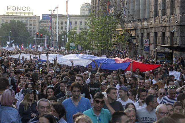 Protesters back on the streets of Belgrade as president ignores calls to stand down | iNFOnews.ca Protesters back on the streets of Belgrade as president ignores calls to stand down | iNFOnews.ca