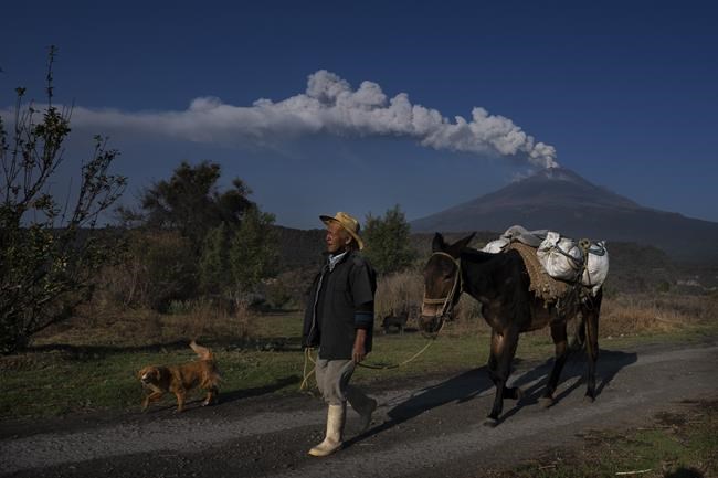 Mexico lowers alert level for Popocatepetl volcano | iNFOnews.ca Mexico lowers alert level for Popocatepetl volcano | iNFOnews.ca