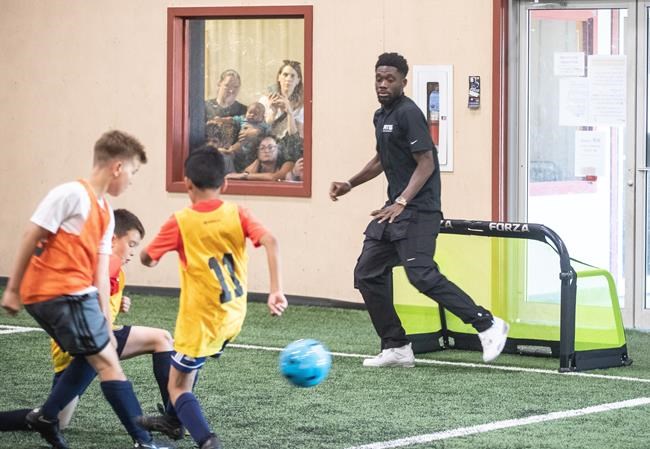 Canadian soccer star Alphonso Davies hosts soccer camp, inspires young players | iNFOnews.ca Canadian soccer star Alphonso Davies hosts soccer camp, inspires young players | iNFOnews.ca