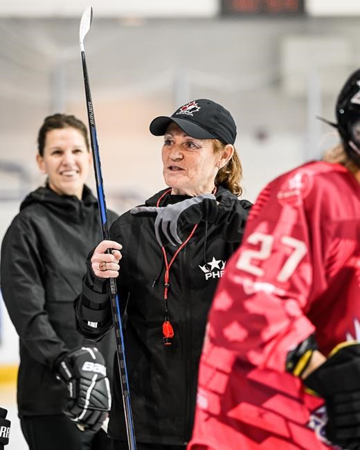 Toronto Six extend head coach Geraldine Heaney through 2023-24 PHF season | iNFOnews.ca
