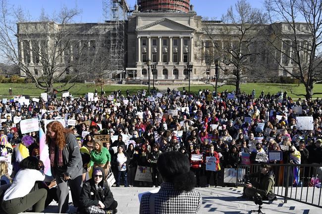 Dispute erupts over a section of Kentucky's transgender law that hinges on one word | iNFOnews.ca Dispute erupts over a section of Kentucky's transgender law that hinges on one word | iNFOnews.ca