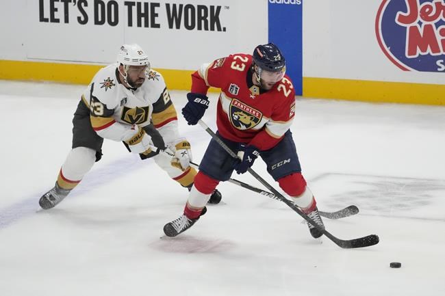 Vegas unable to capitalize on Florida's mistakes in Game 3 of Stanley Cup Final | iNFOnews.ca CP240090853
