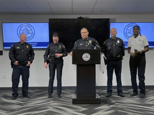 Black teen shot by officer during struggle was armed with pellet gun, not handgun, police say | iNFOnews.ca