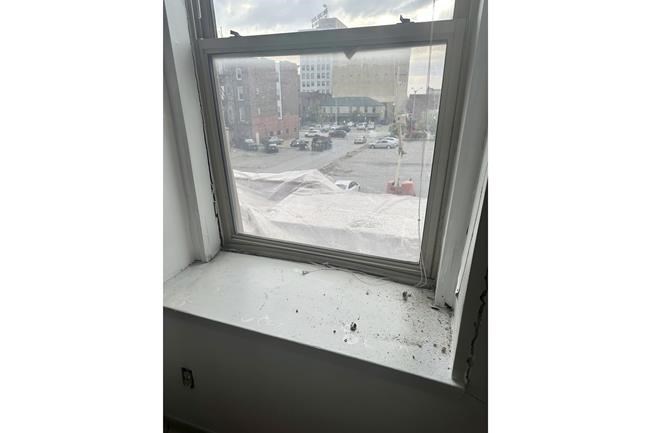 Cracked floors, bowed walls: Many warnings but no action at Iowa building before deadly collapse | iNFOnews.ca Cracked floors, bowed walls: Many warnings but no action at Iowa building before deadly collapse | iNFOnews.ca