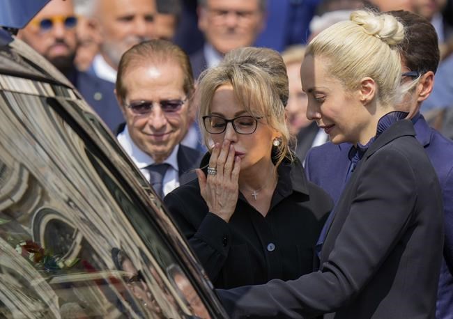 Many of Italy's elite turn out for ex-Premier Silvio Berlusconi's state funeral in Milan | iNFOnews.ca Many of Italy's elite turn out for ex-Premier Silvio Berlusconi's state funeral in Milan | iNFOnews.ca