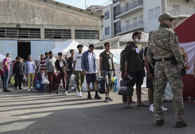Greek coast guard defends actions as more than 500 migrants heading for Europe feared dead in wreck | iNFOnews.ca Greek coast guard defends actions as more than 500 migrants heading for Europe feared dead in wreck | iNFOnews.ca
